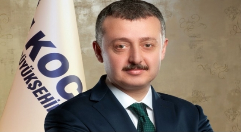 Hizmetliyi başçavuş yaptılar