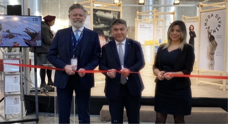 Moda devrimi sergisi açıldı