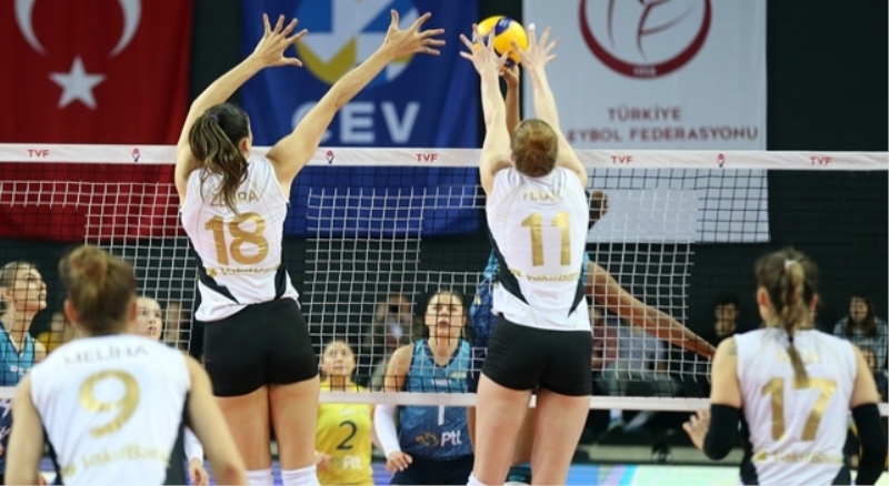 VakıfBank liderliğini sürdürdü