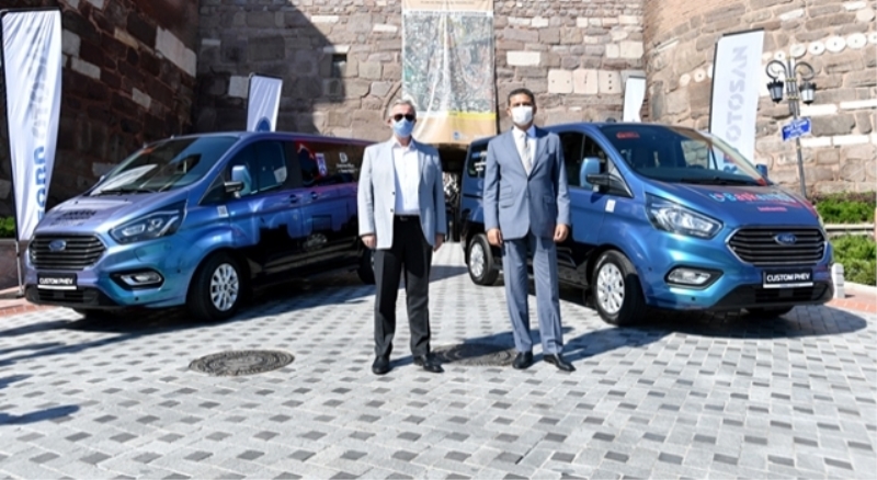 Hibrit elektrikli ticari araç Custom PHEV’ler Ankara