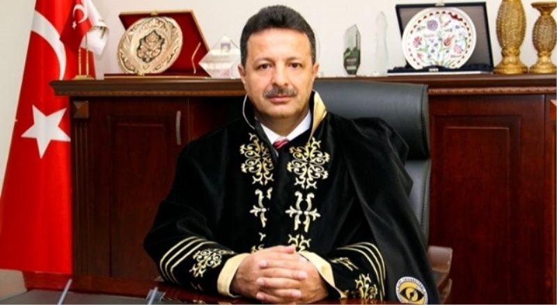 Siirt Üniversitesi Rektörü Murat Erman istifa etti