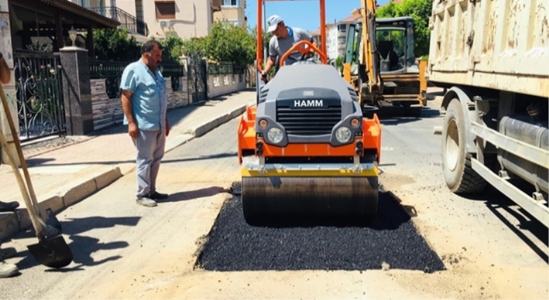 Tire Belediyesi yol çukurlarını asfaltladı