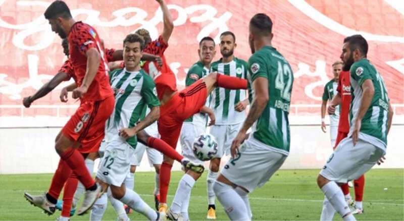 Beşiktaş, Konyaspor deplasmanında 4-1