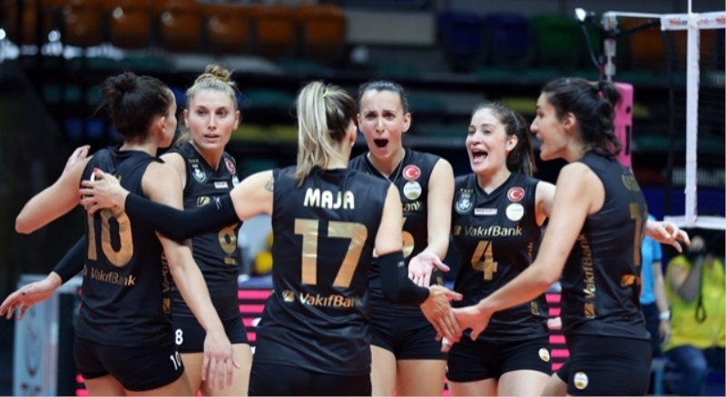 VakıfBank lige galibiyetle başladı