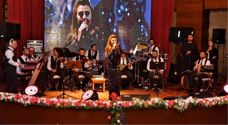 Aslı Hünel