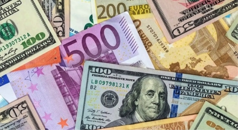 Dolar, euro ve altında dikkat çeken düşüş