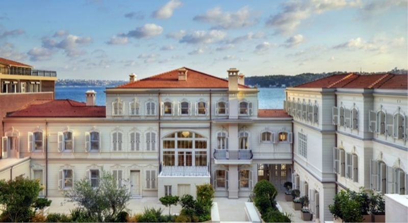 Lezzet ve eğlence dolu yılbaşı kutlaması