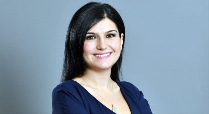Esra Beyzadeoğlu Hepsiburada’da