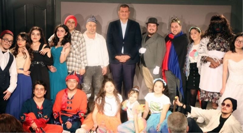 Tire Belediyesi Oda Tiyatrosu açıldı