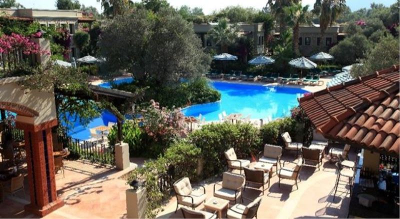 Zeytinada Hotel kaliteli tatil hizmeti sunuyor