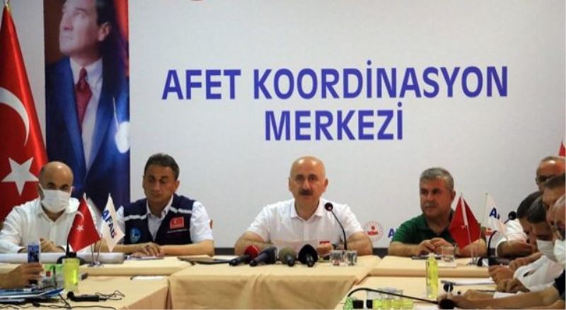 Yollardaki hasarları tamamen giderdik