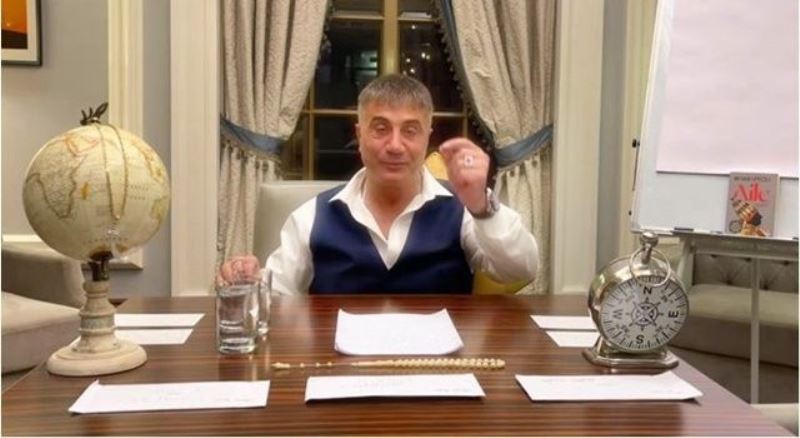 Bir tek sürahiyi tutan adam hapiste