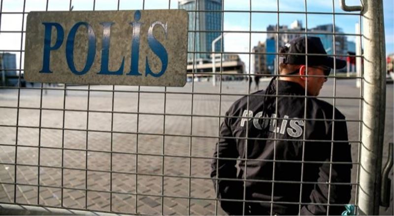 Taksim Meydanı polis bariyerleriyle çevrildi