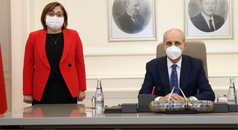 2023 seçimleri aslanın ağzında