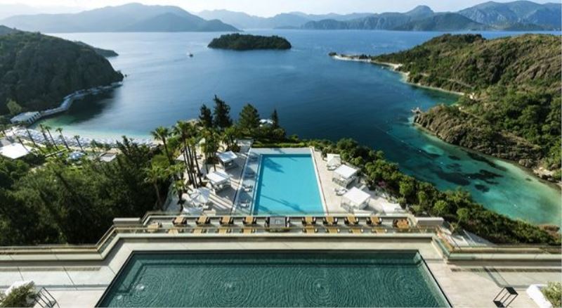 D Maris Bay 10. yılını kutluyor