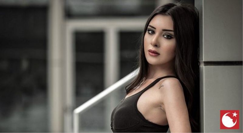 Teşhir sanatın içinde var