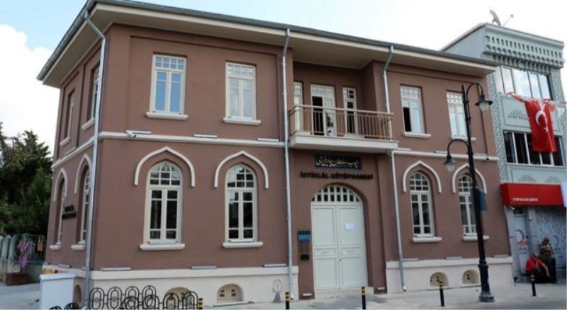 İstiklal Kütüphanesi kapılarını açtı