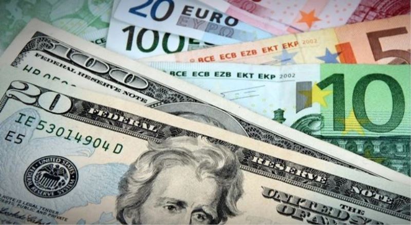 Dolar haftaya 18.3057 liradan başladı