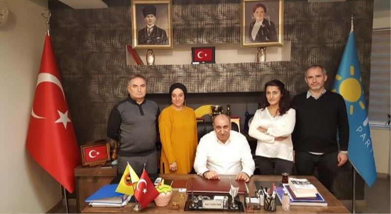 İYİ Ressam Mehtap Aydoğan sergisi