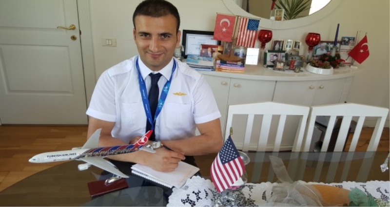 Hostes olarak başladı, kaptan oldu