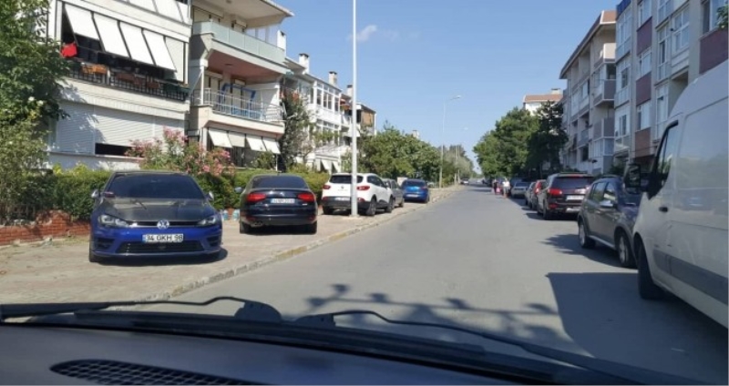 Silivri, Selimpaşa’da kaldırımlar işgal altında