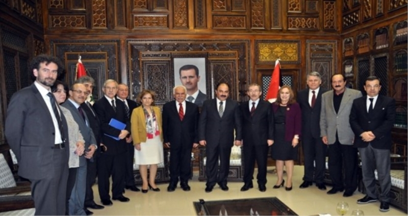 Doğu Perinçek: Esad