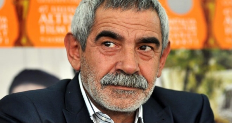 Usta oyuncu Turgay Tanülkü
